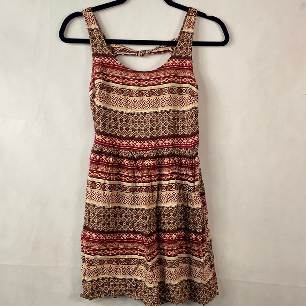 Forever 21 Dress Midi Back Out w/Zip Closure